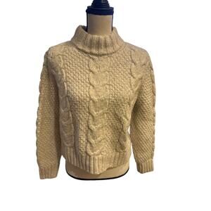⭐️ Women’s American Eagle Cream Cable Knit Cropped Boxy Sweater Size Large